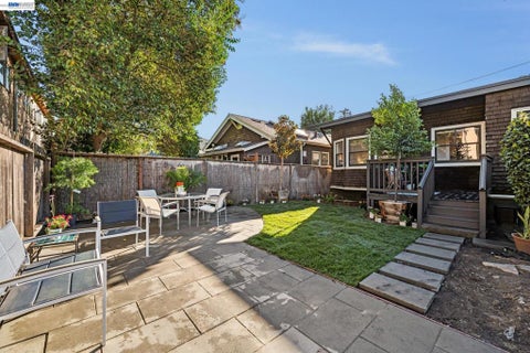 Tiny photo for 1927 Grant St ST, Berkeley, CA 94703 (MLS # 41151579)