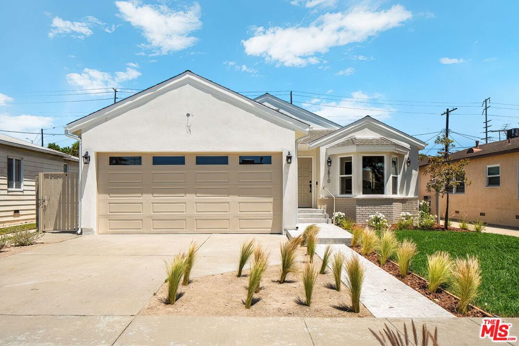 Photo of 2810 Tilden Avenue, Los Angeles, CA 90064 (MLS # 26838551)