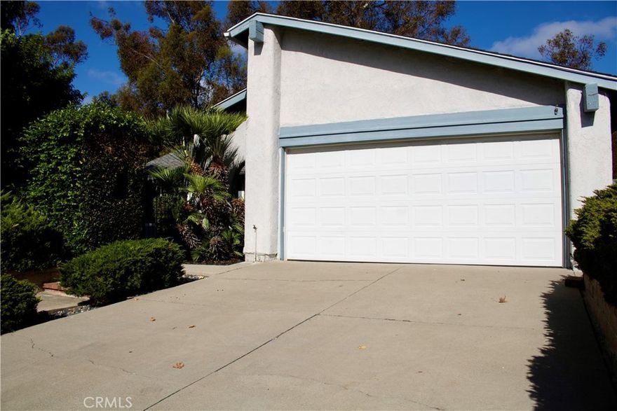 Beautiful single-story VIEW home in Mission Viejo’s desirable New Castille neighborhood. This 3 bed, 2 bath home features an open floor plan, new HVAC system, and a private enclosed front courtyard. Enjoy sunset views, nearby Oso Creek Trail and Golf Course, and access to Lake Mission Viejo for concerts, boating, and recreation. Zoned for Castille Elementary, Newhart Middle, and Capistrano Valley High School. 



Residents benefit from the free MV Shuttle, connecting to Mission Hospital, The Shops at Mission Viejo, and the Metrolink station. Seniors 60+ enjoy a low-cost Dial-A-Taxi and free rides to local shopping, medical appointments, and community centers. Conveniently located near the 5 freeway, Norman P. Murray Center Senior Center and just a short drive to John Wayne Airport. Schedule your showing appointment today!