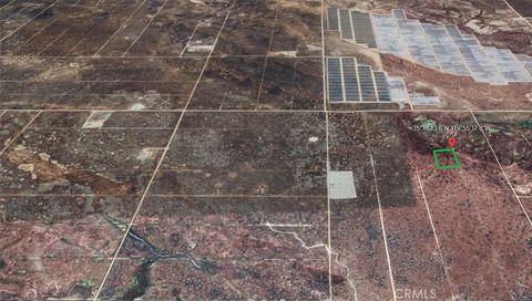 Tiny photo for 13620 Comache Road, Santa Margarita, CA 93453 (MLS # HD25187683)