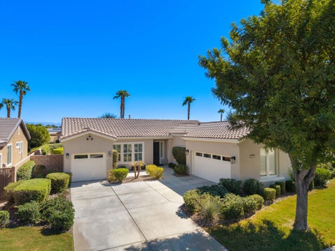 Photo of 81960 Golden Star Way, La Quinta, CA 92253 (MLS # 219152367DA)