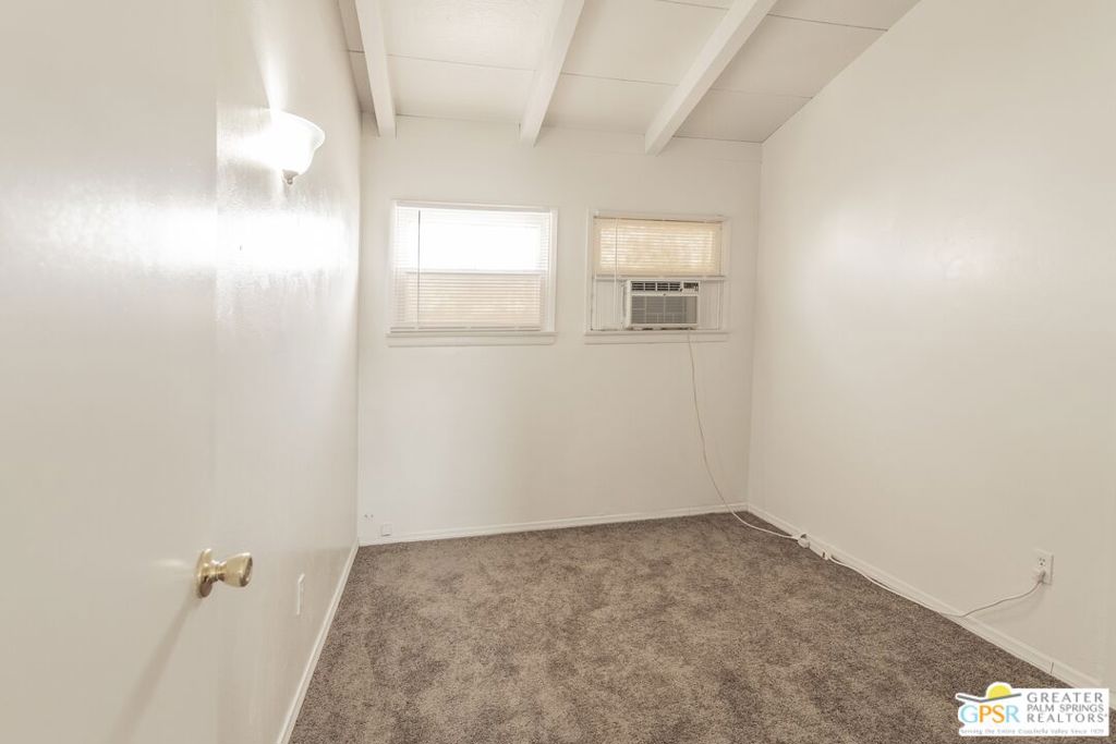 6667 Desert Queen Avenue