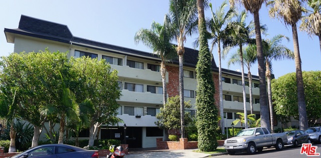 Los Feliz Palms is a four-story, 54 unit property that was constructed in 1972 on a 27,927 square foot R3 lot, with a total building size of ±53,487 square feet. The turnkey property is separately metered for electric, serviced by a boiler and central water heater, an elevator, three stairwells, and cameras in select areas. The well-amenitized property offers secured entry, a gated pool (heated) and jacuzzi, a recreation room, a fitness center, a barbecue area, trash chutes on each floor, an on-site laundry facility, and a 60 space on-grade enclosed parking garage with dual driveways. Recent capital improvements include a partial copper repipe, new carpet flooring in all common area hallways, recently replaced boiler and central water heater, and repairs to the elevator hydraulic system. The property is subject to the City of Los Angeles Rent Control Ordinance, but is not subject to the current Soft-Story Seismic Retrofit Ordinance.