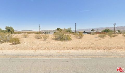 Photo of 0 Sunfair Road, Joshua Tree, CA 92252 (MLS # 26659353)