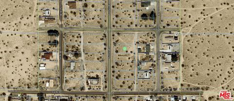 Photo of 0 Sunfair Road, Joshua Tree, CA 92252 (MLS # 26659353)