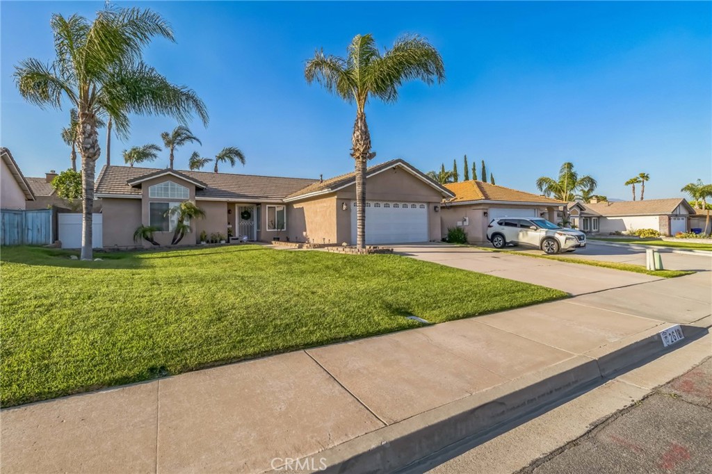 2618 W Loma Vista Drive