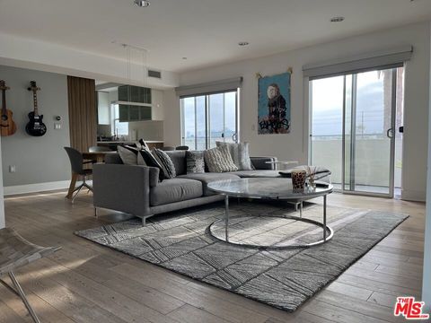 Photo of 932 N Alfred Street #PH1, Los Angeles, CA 90069 (MLS # 26671933)