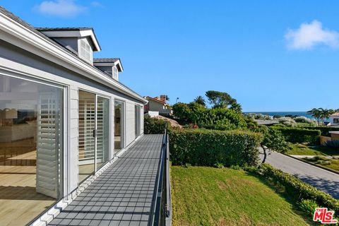 Photo of 31763 Cottontail Lane, Malibu, CA 90265 (MLS # 25631735)