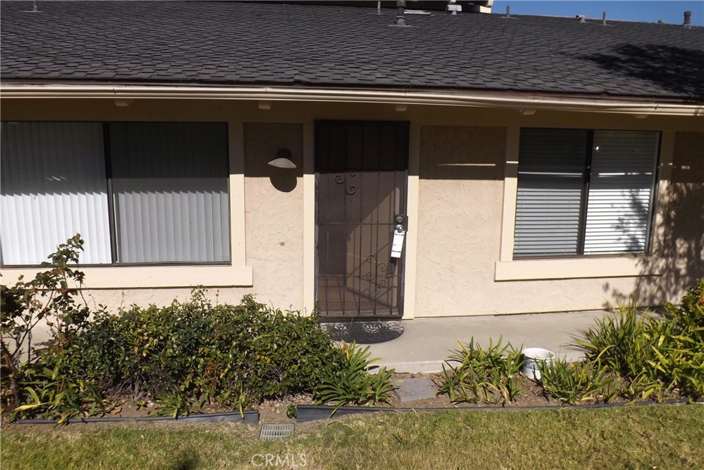 130 Avenida Adobe