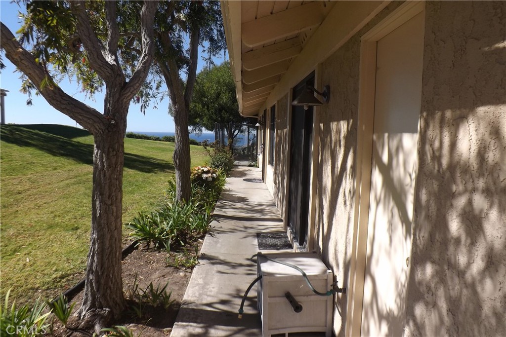 130 Avenida Adobe