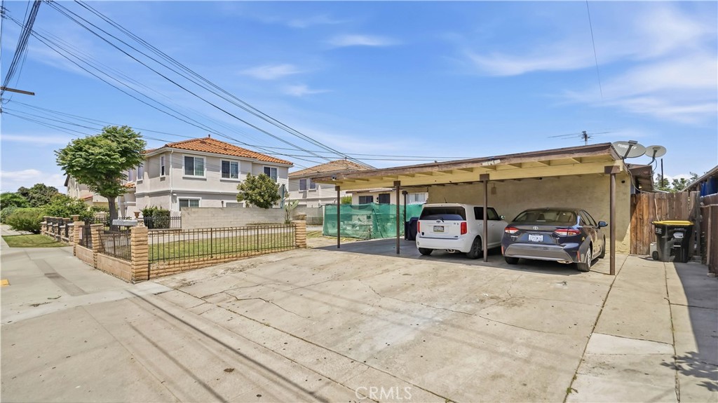 11133 Klingerman St