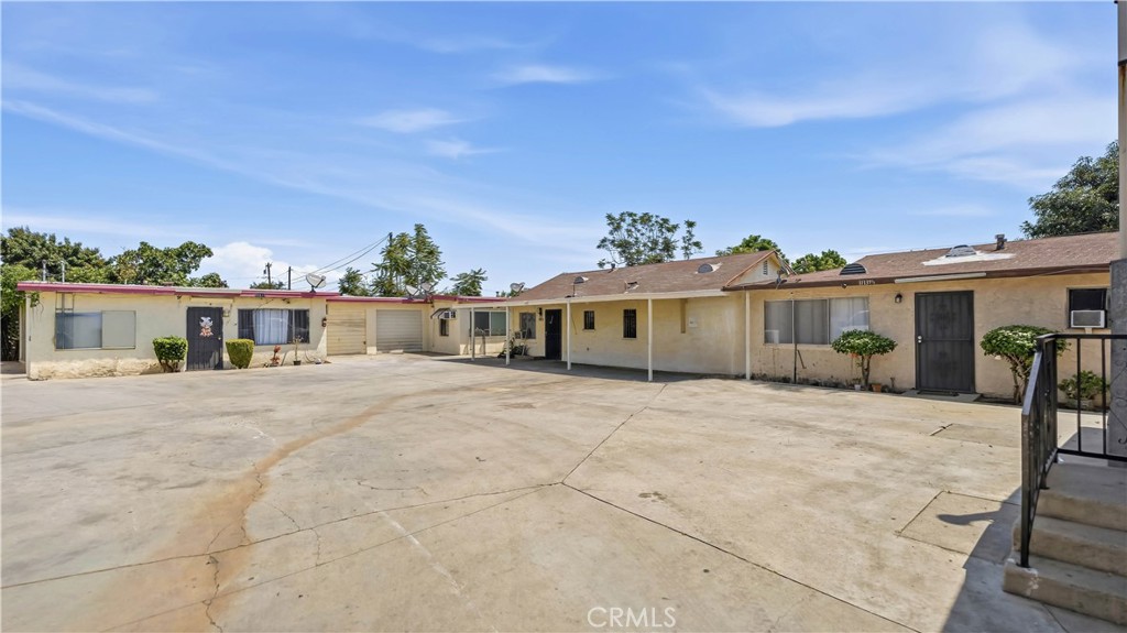 11133 Klingerman St