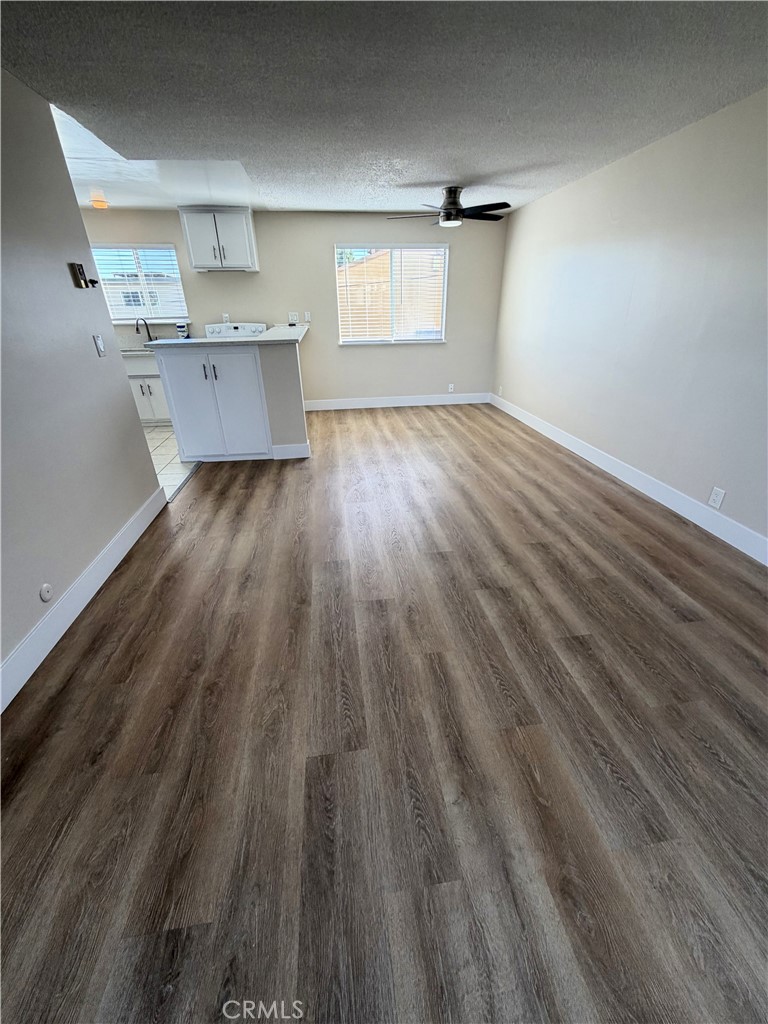 931 W 19th Street 38