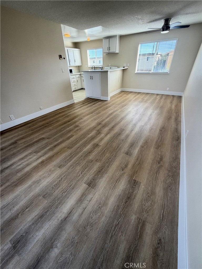 931 W 19th Street 38