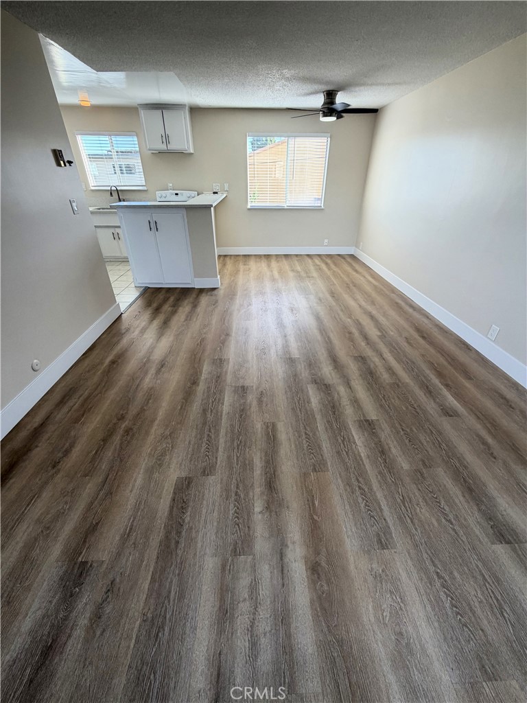 931 W 19th Street 38