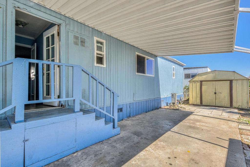 255 E Bolivar Street 119