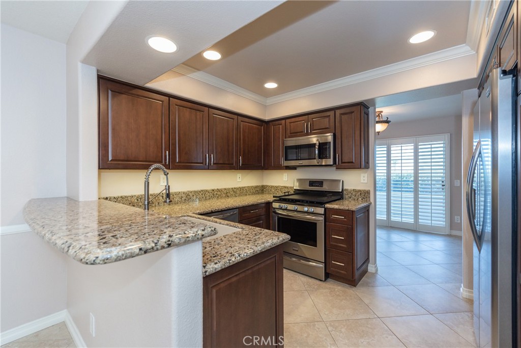 Viewpointe North (VPNR) - Residential Lease