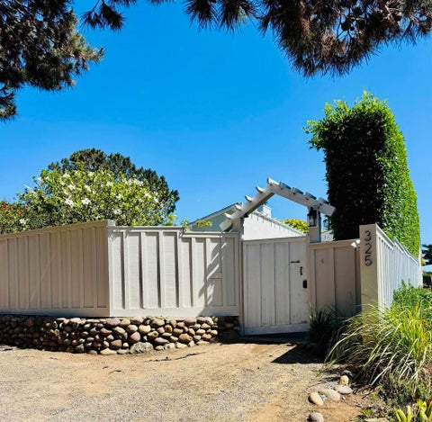 Photo of 325 13Th Street, Del Mar, CA 92014 (MLS # NDP2608392)