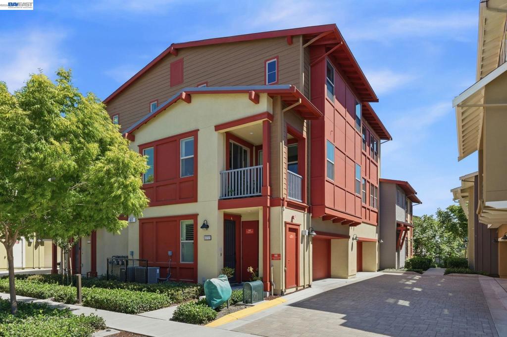 617 Sandalwood Dr DR 4, Livermore CA 94551