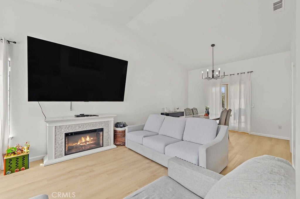 14408 San Esteban