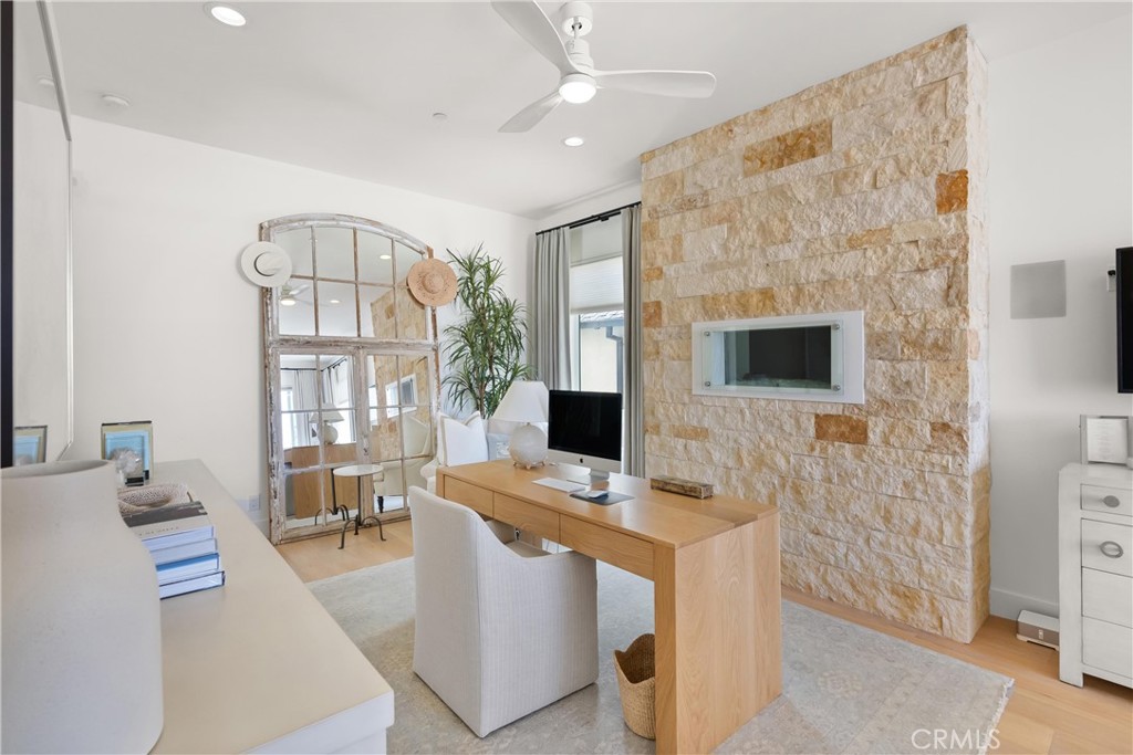 West Newport Beach (WSNB) - Residential Lease