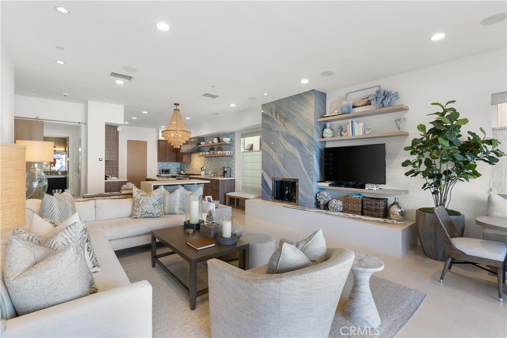 West Newport Beach (WSNB) - Residential Lease