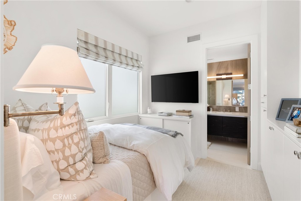 West Newport Beach (WSNB) - Residential Lease