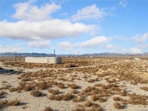 Photo of 37023 Rabbit Springs Road, Lucerne Valley, CA 92356 (MLS # HD26062846)