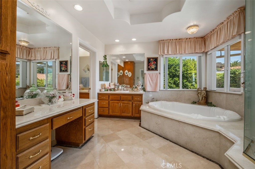 Harbor Estates (HE) - Residential