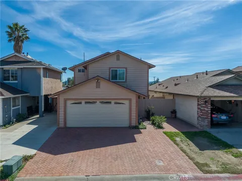 16171 Winterwood Lane, Fontana, CA 92335 - MLS#: RS26000806