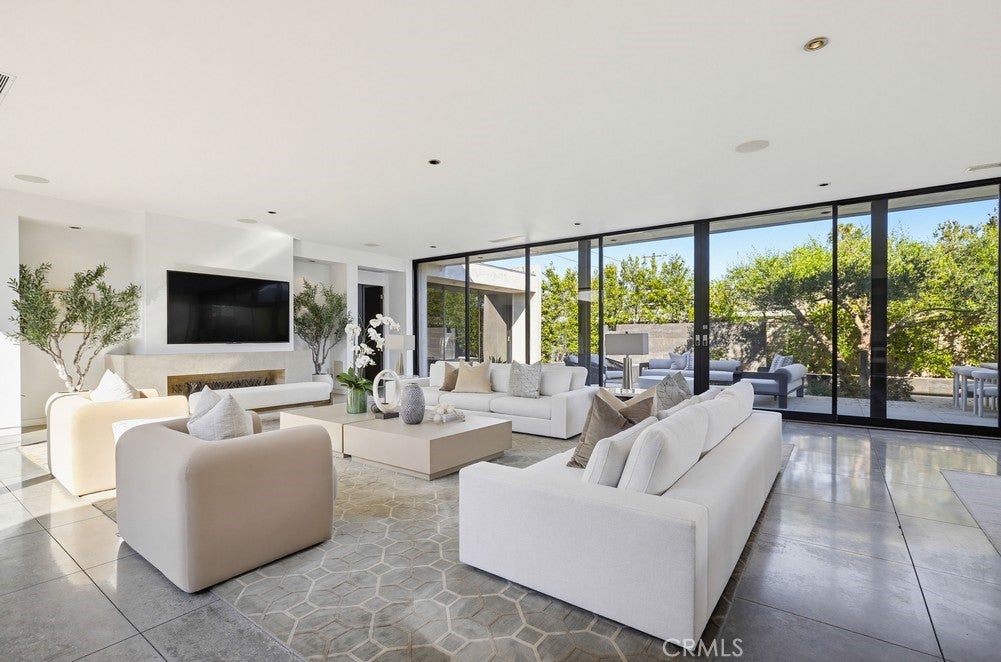 2534 Vista Baya, Newport Beach CA 92660 - Photo 9