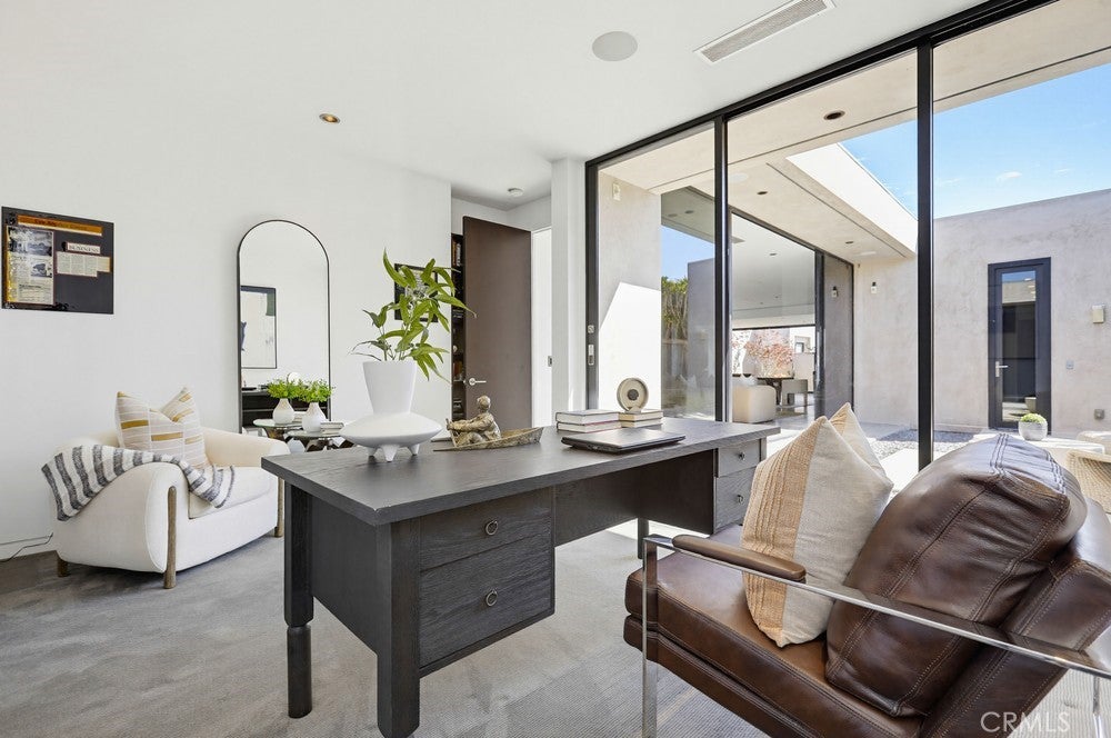 2534 Vista Baya, Newport Beach CA 92660 - Photo 20