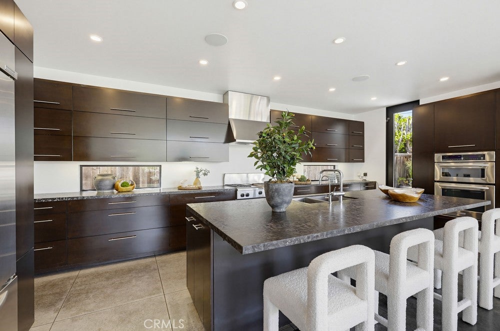 2534 Vista Baya, Newport Beach CA 92660 - Photo 15