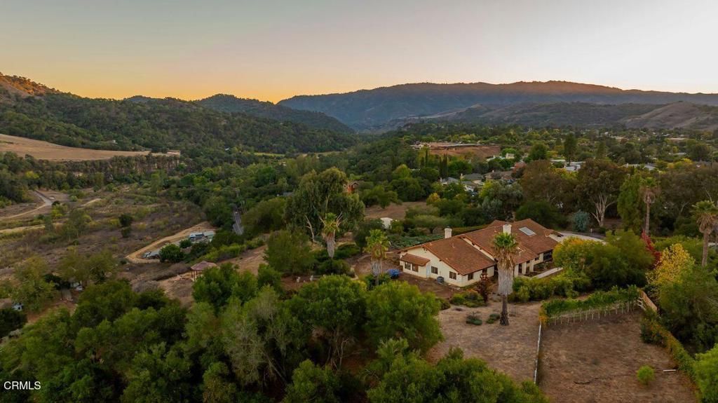 Photo of 700 Thomas Street, Oak View, CA 93022 (MLS # V1-33105)