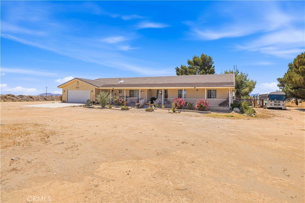 9740 E Avenue G10