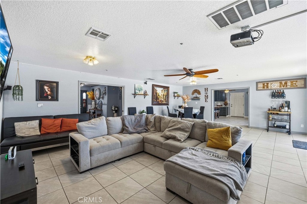 9740 E Avenue G10