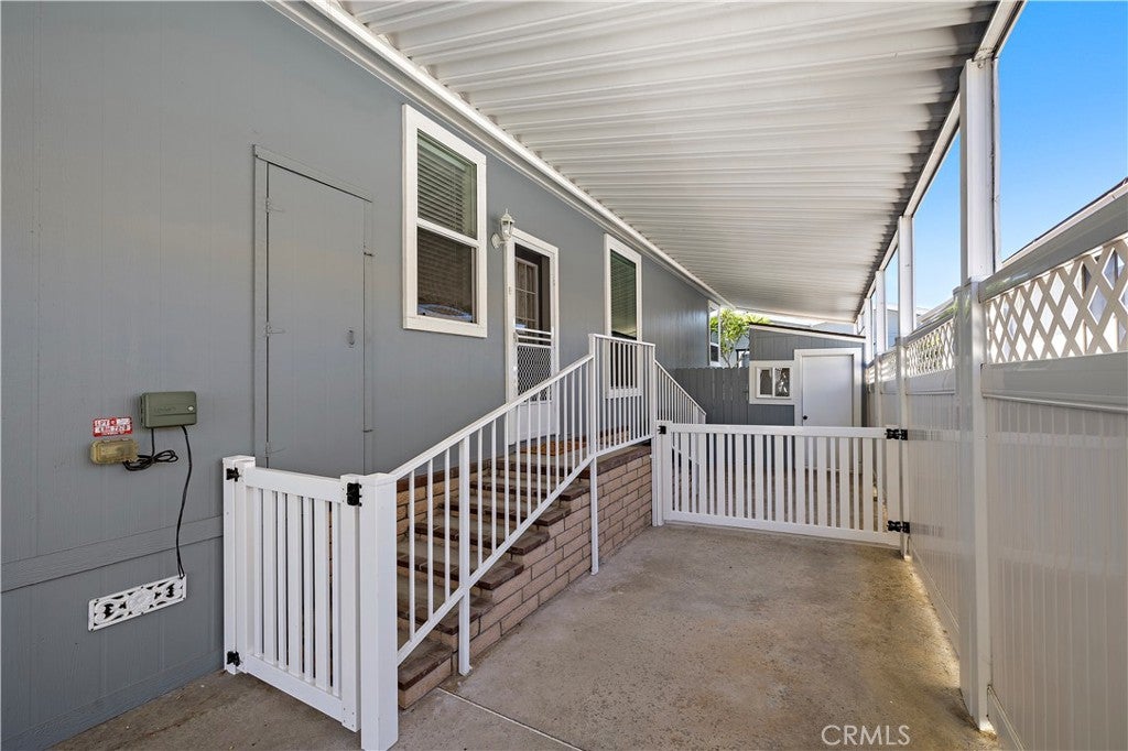 5200 Irvine Boulevard 500