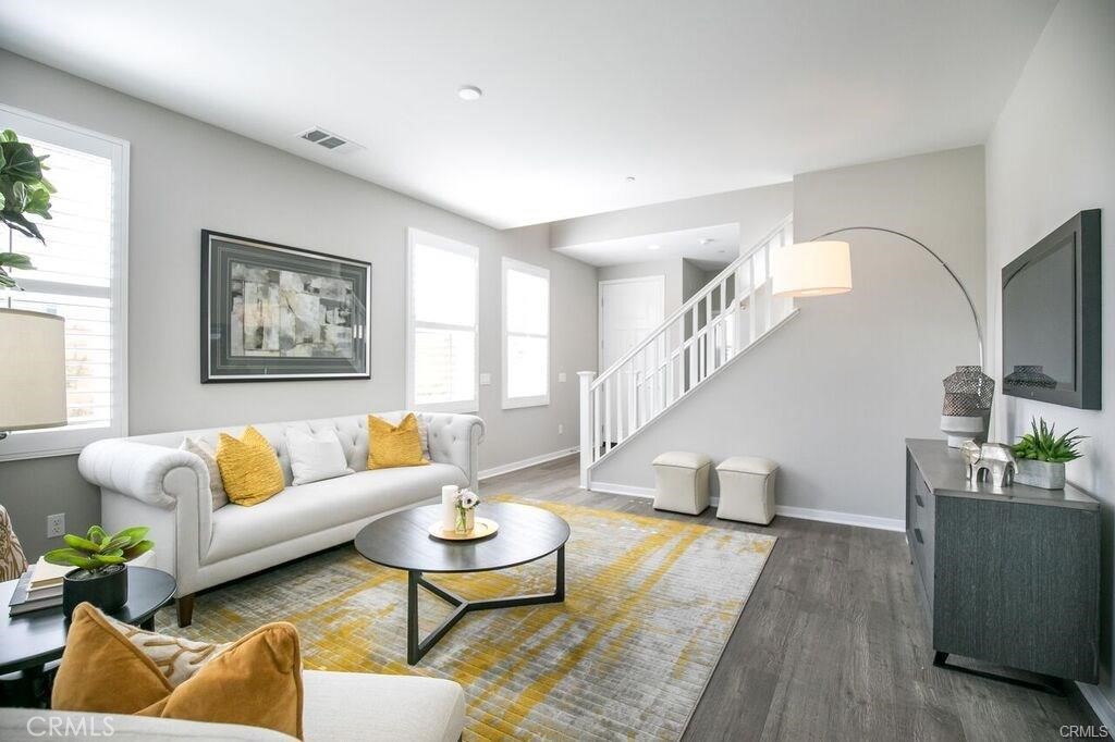 Aura - Residential Lease