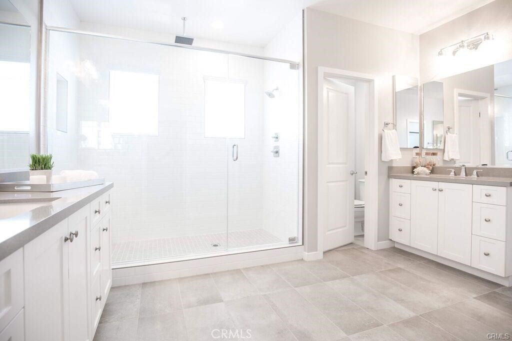 Aura - Residential Lease