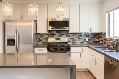MLS: SR26175393