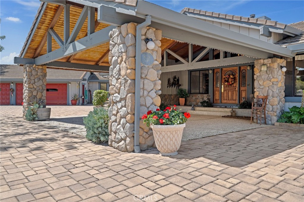 7225 Johnston Road