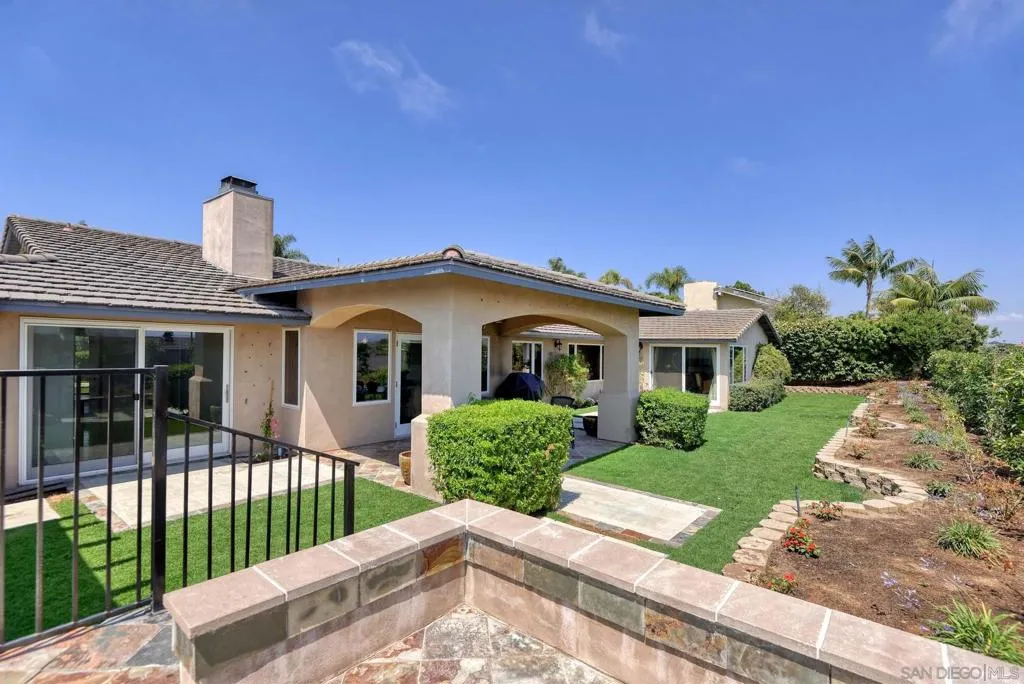 La Jolla, California 92037, United States, 3 Bedrooms Bedrooms, ,3 BathroomsBathrooms,Residential,Active,193646