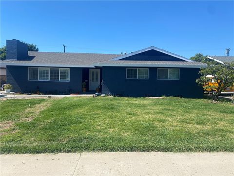 Photo of 918 N Cleveland Street, Orange, CA 92867 (MLS # OC25252909)