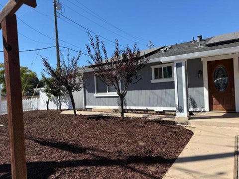 Photo of 405 I O O F Avenue, Gilroy, CA 95020 (MLS # ML82062958)