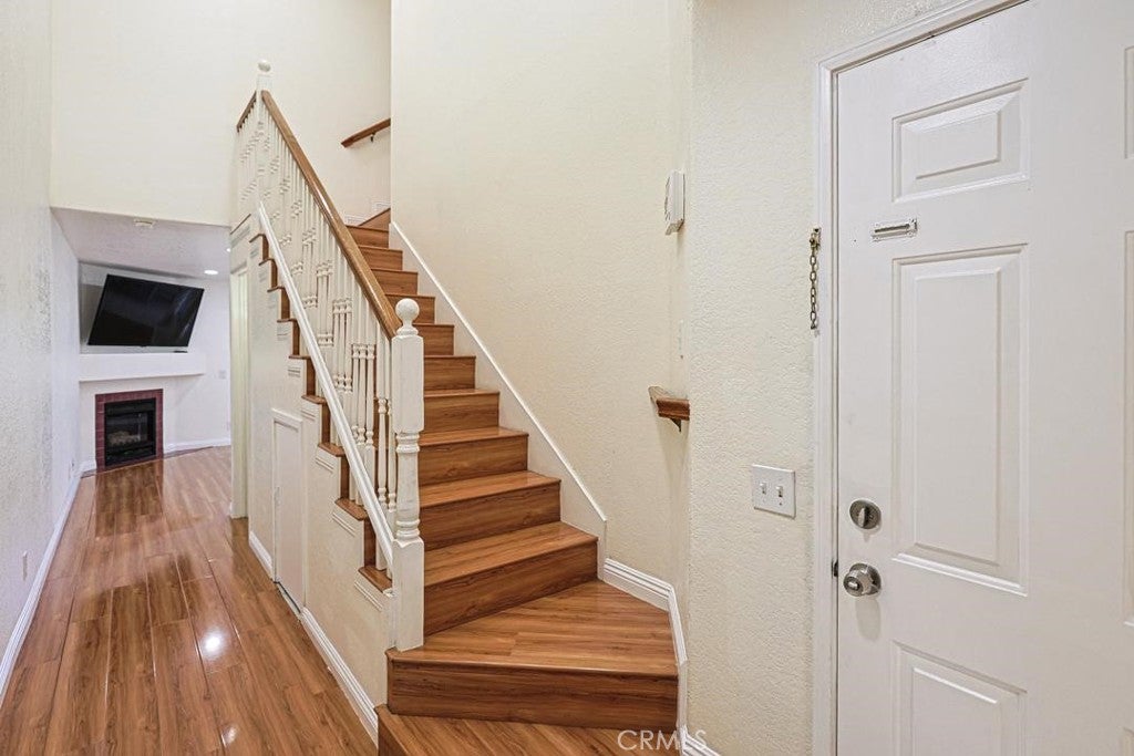 1708 S Angel Court