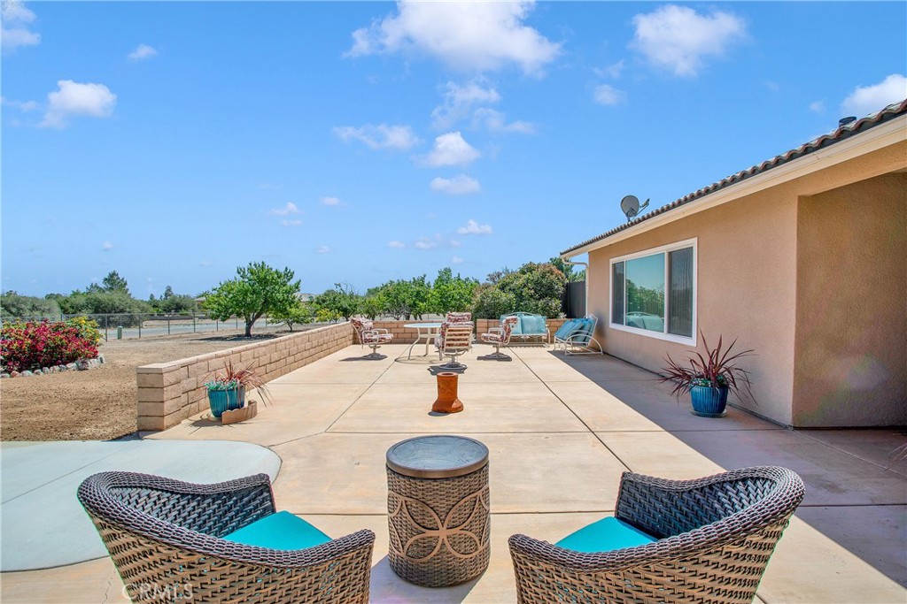 9275 Rattlesnake Rd.