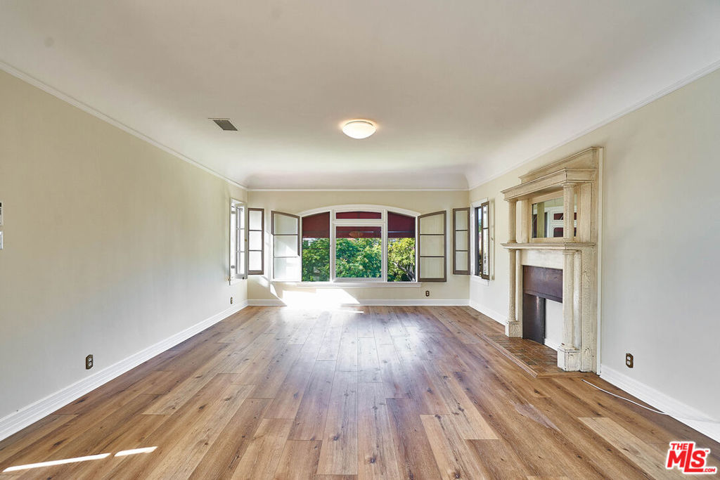 1286 S Highland Avenue