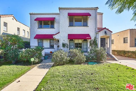 Photo of 1286 S Highland Avenue, Los Angeles, CA 90019 (MLS # 26640433)