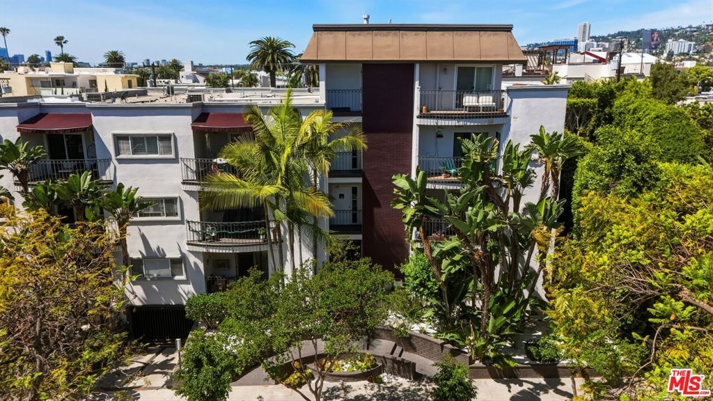 625 N Flores Street 104