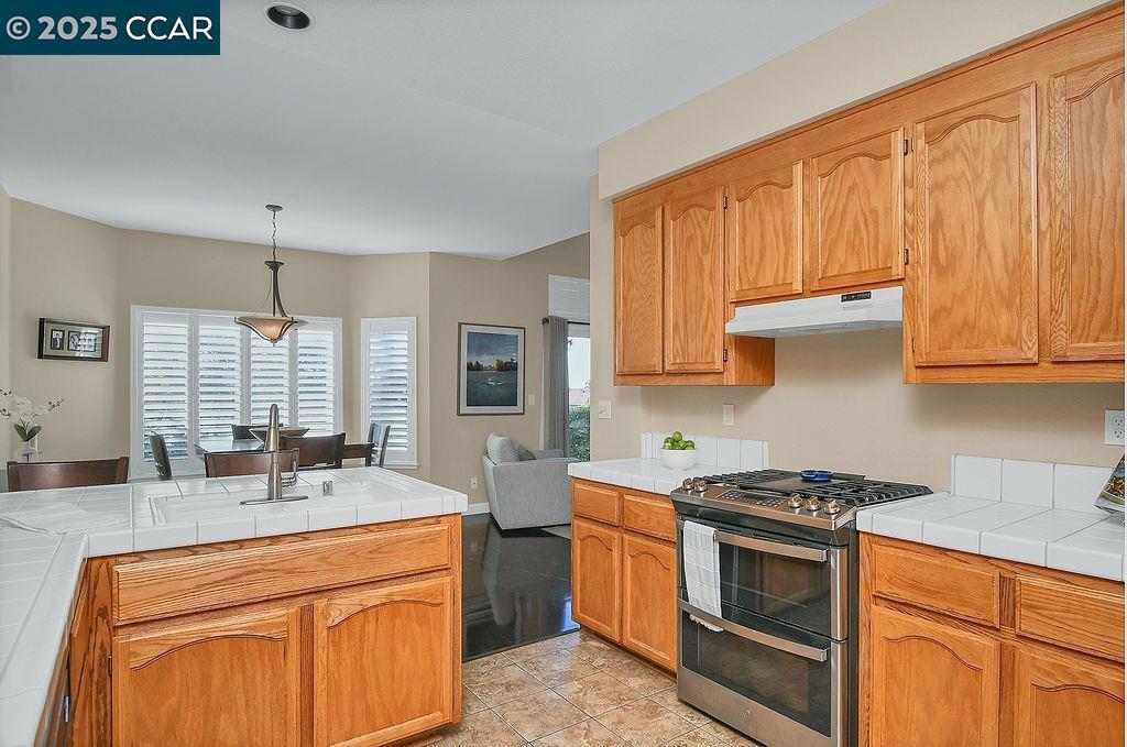 CHAPARRAL SPRNGS - Residential